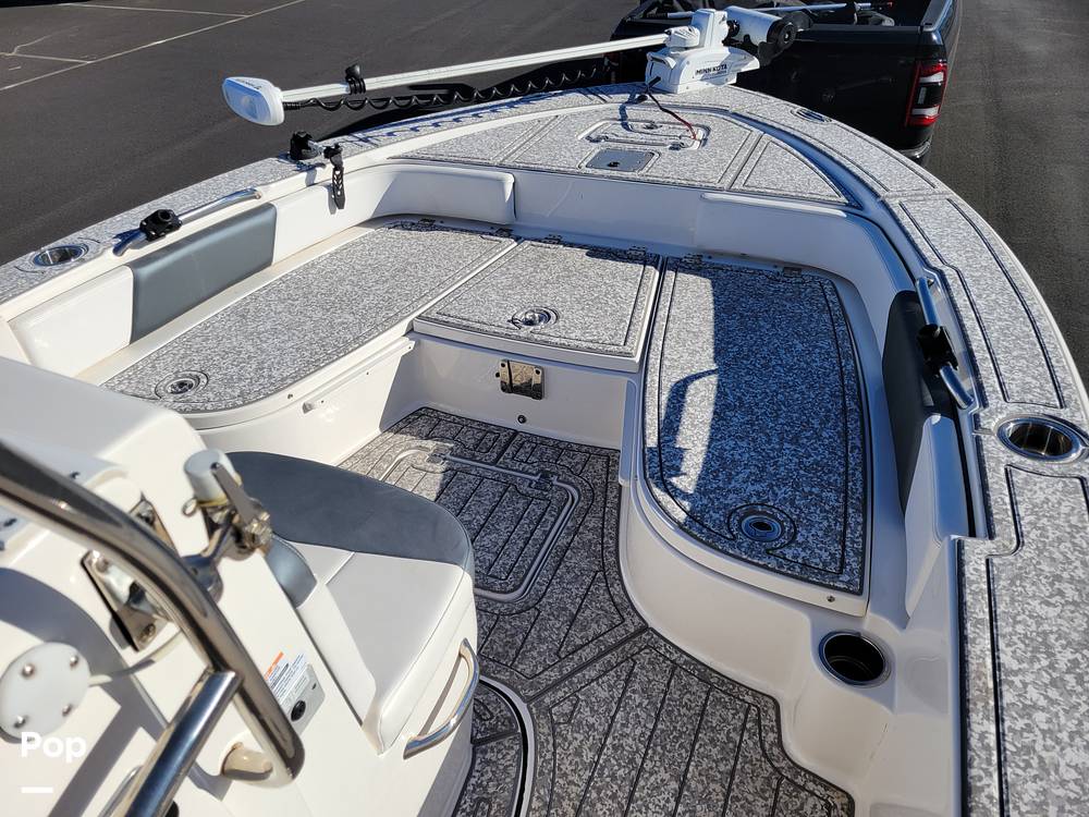 Slide: The Image of Robalo Cayman 226 2021 - 15070899
