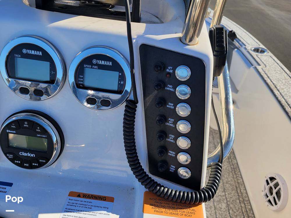 Slide: The Image of Robalo Cayman 226 2021 - 15070917
