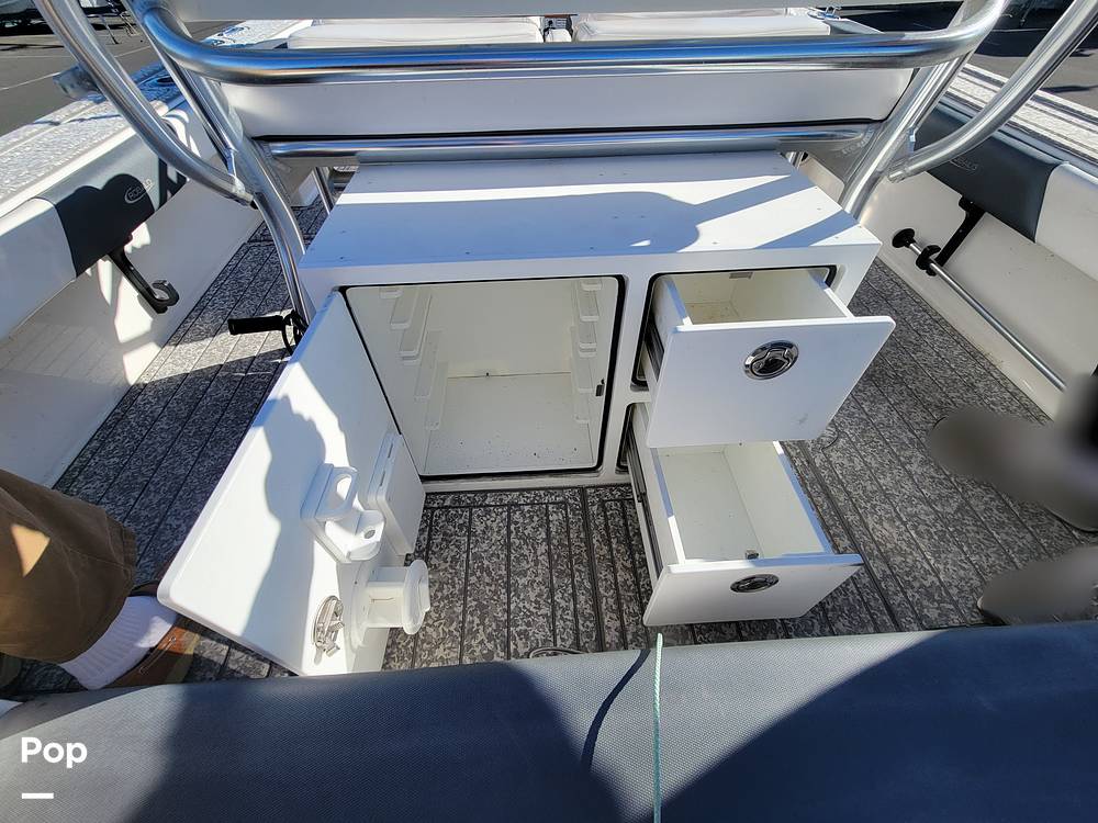 Slide: The Image of Robalo Cayman 226 2021 - 15071038
