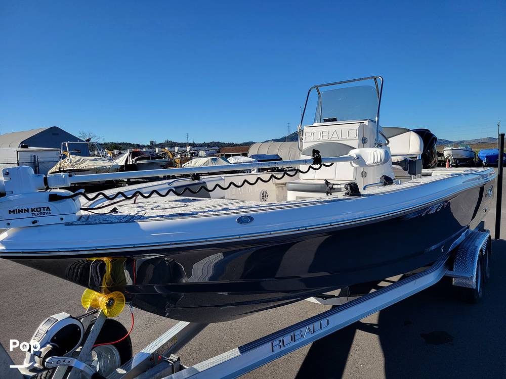 Slide: The Image of Robalo Cayman 226 2021 - 15071039