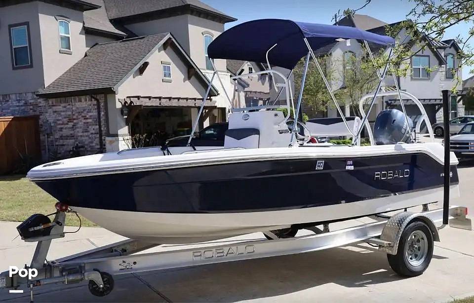 Slide: The Image of Robalo R160 2020 - 14183227