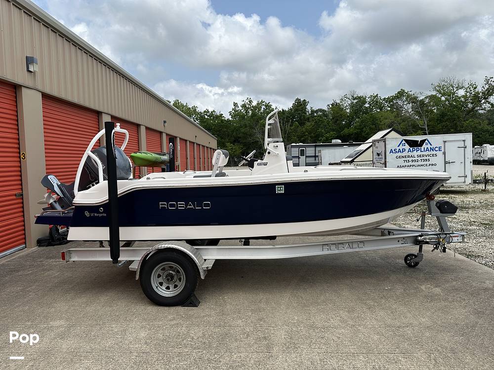 Slide: The Image of Robalo R160 2020 - 14183234