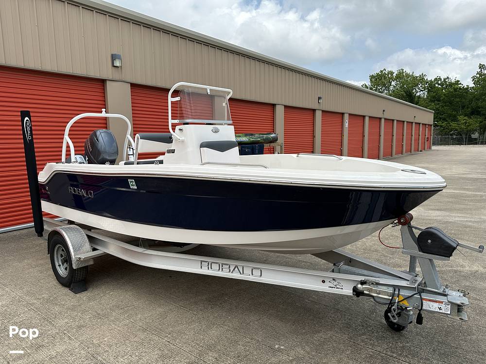 Slide: The Image of Robalo R160 2020 - 14183235