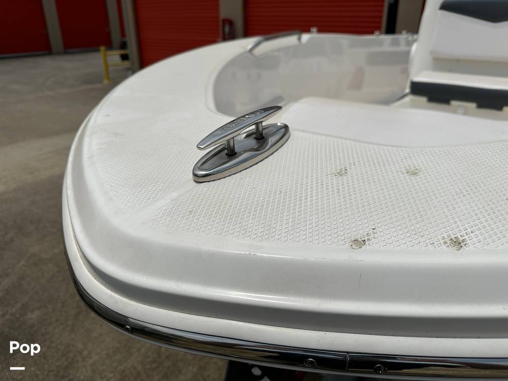 Slide: The Image of Robalo R160 2020 - 14183237