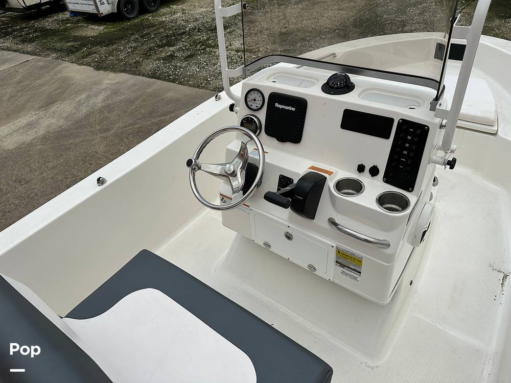 Slide: The Image of Robalo R160 2020 - 14183265