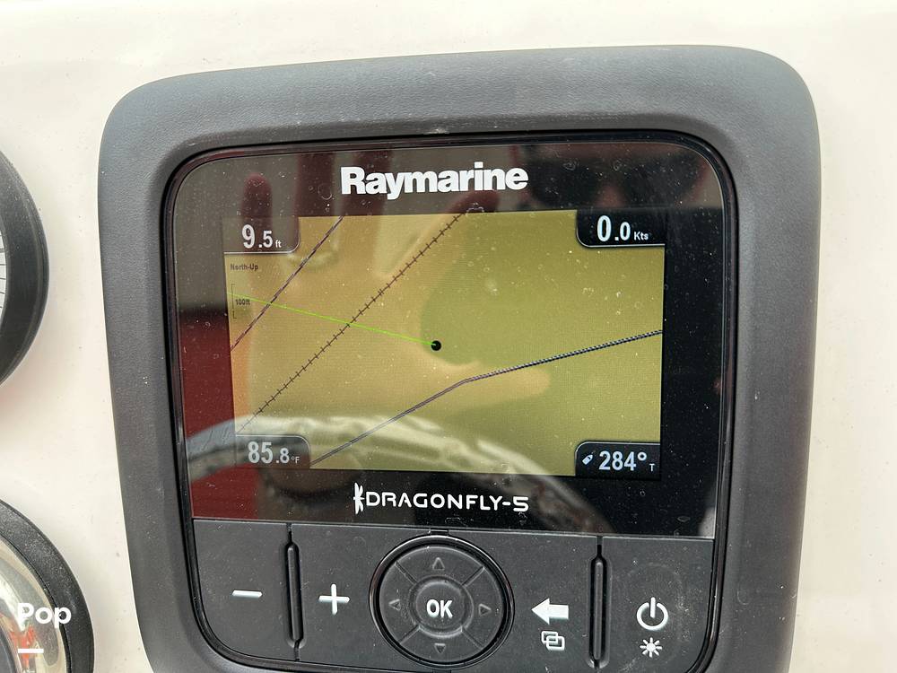 Slide: The Image of Robalo R160 2020 - 14183267