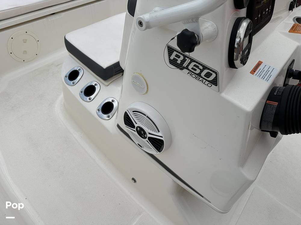 Slide: The Image of Robalo R160 2020 - 14183276