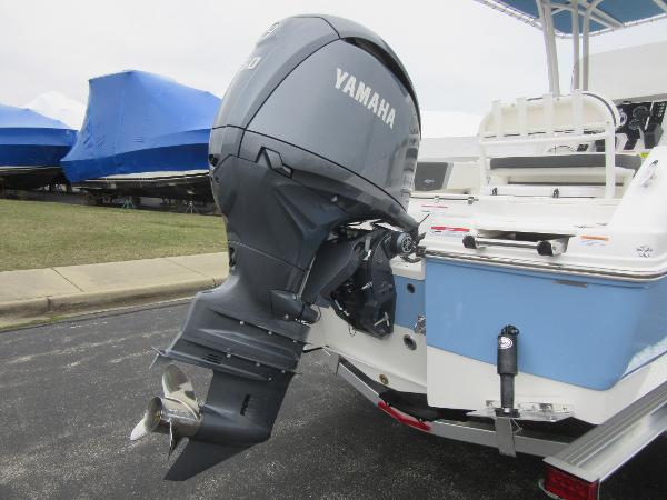 Slide: The Image of 2024 Robalo R180 Center Console with Yamaha outboard motor. - 16