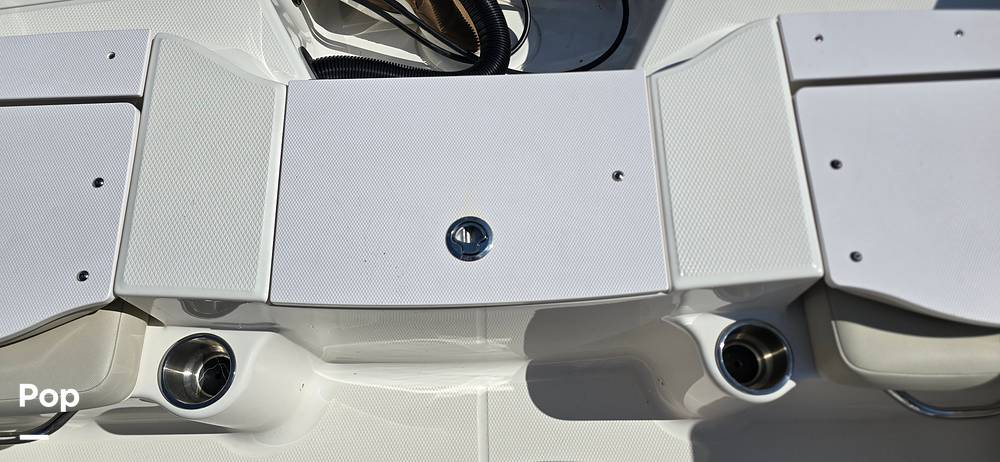 Slide: The Image of Robalo R200 2015 - 15439604
