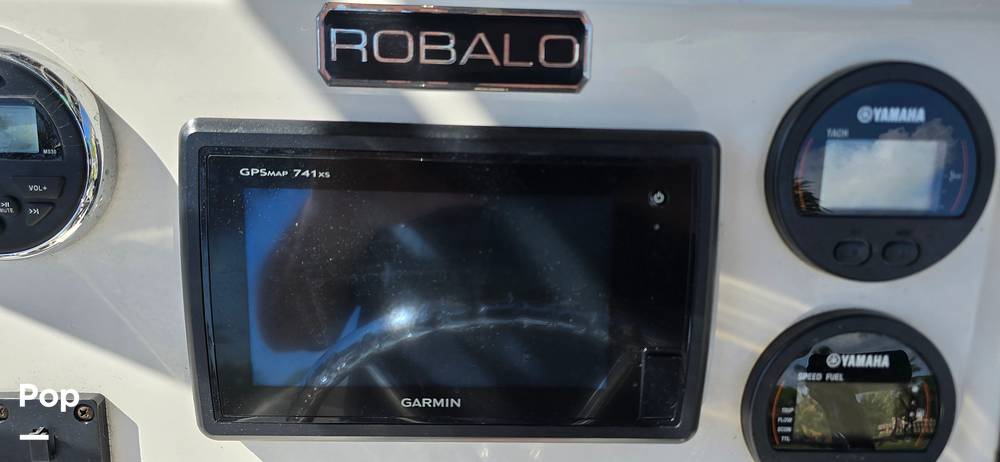 Slide: The Image of Robalo R200 2015 - 15439611