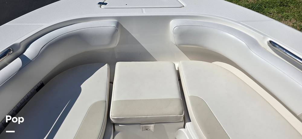 Slide: The Image of Robalo R200 2015 - 15439620