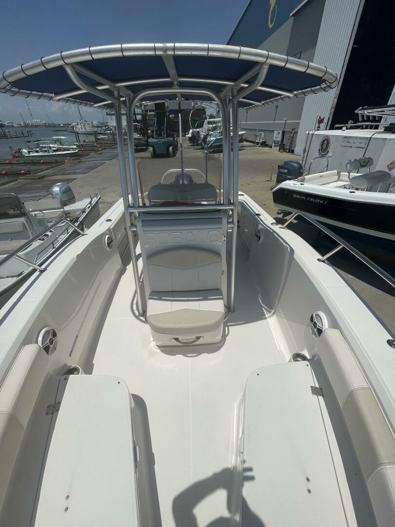 Slide: The Image of Robalo R200 2016 - 5112508