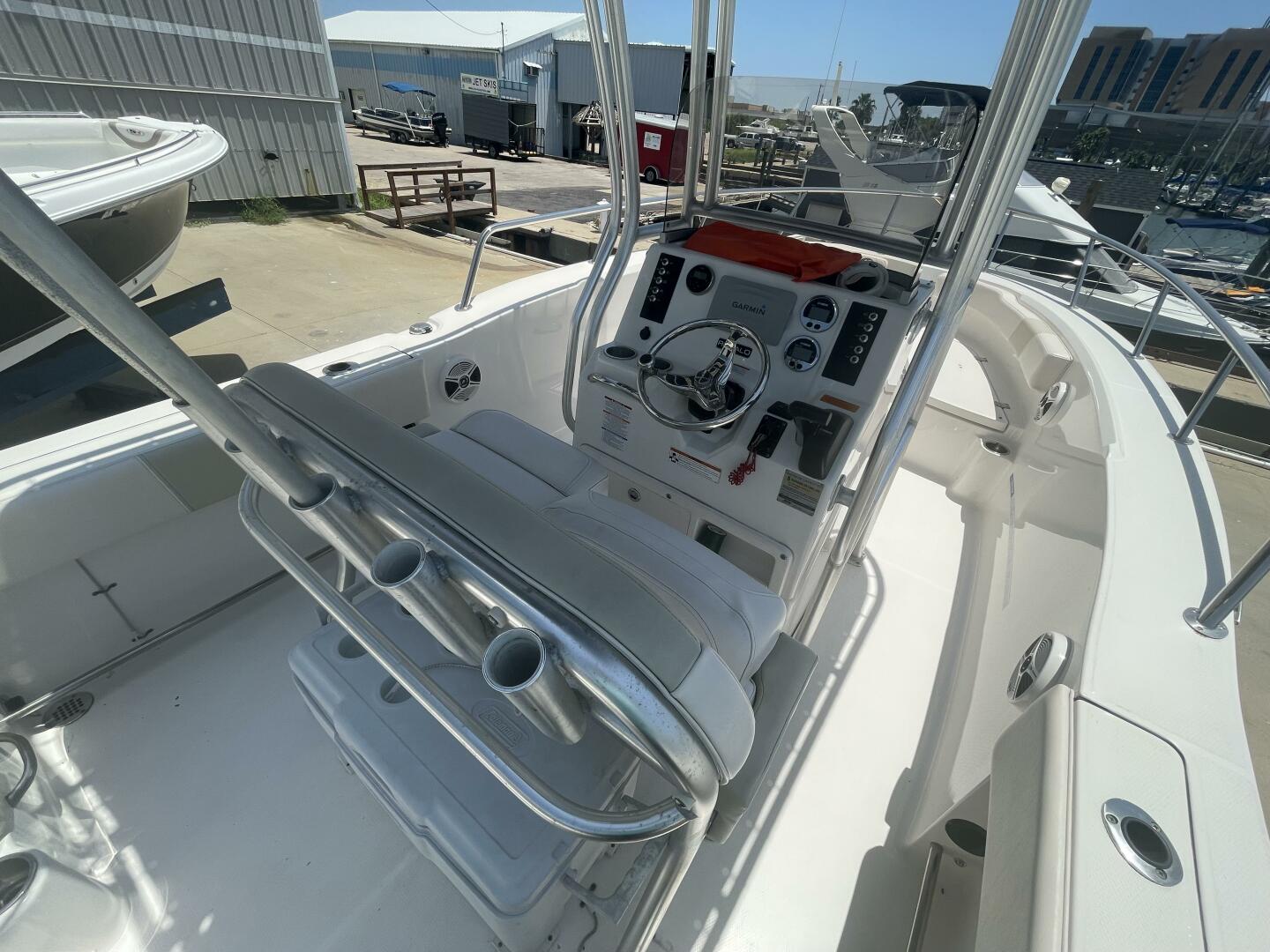 Slide: The Image of Robalo R200 2016 - 5112499