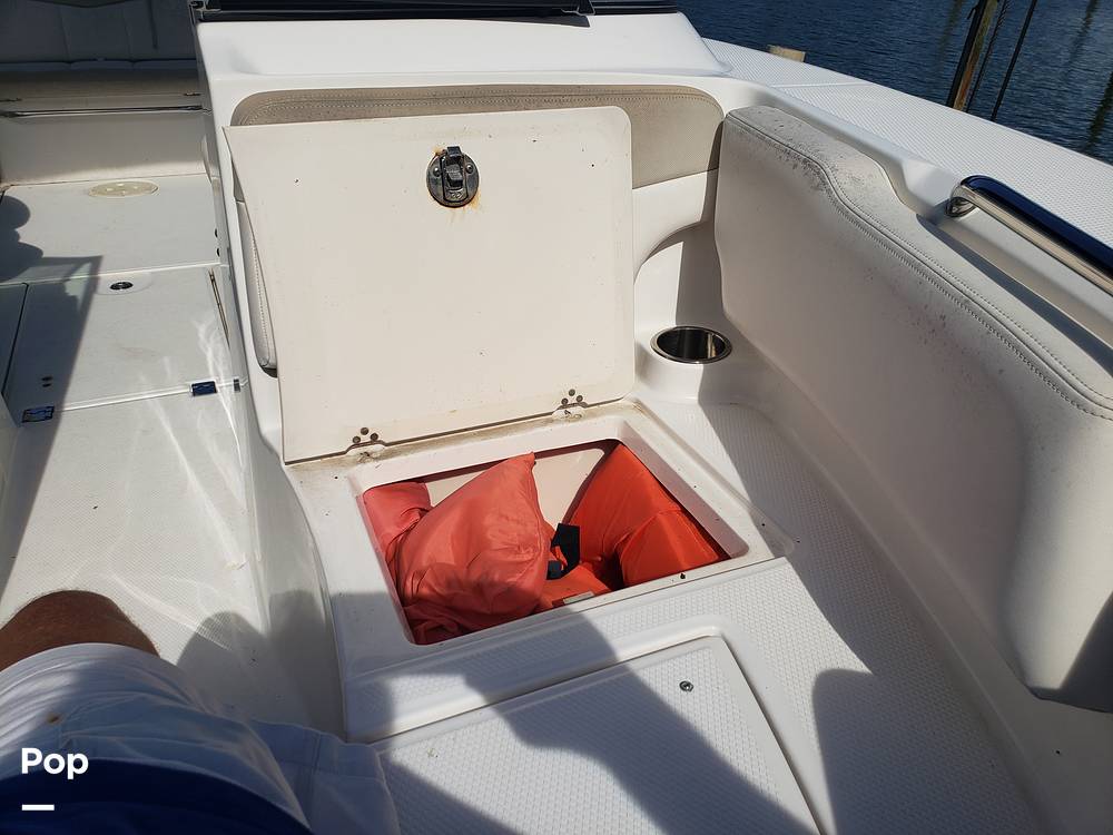 Slide: The Image of Robalo R207 2013 - 13121656