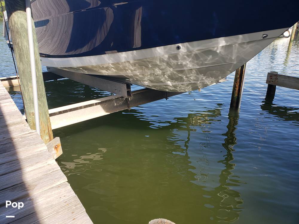 Slide: The Image of Robalo R207 2013 - 13121474