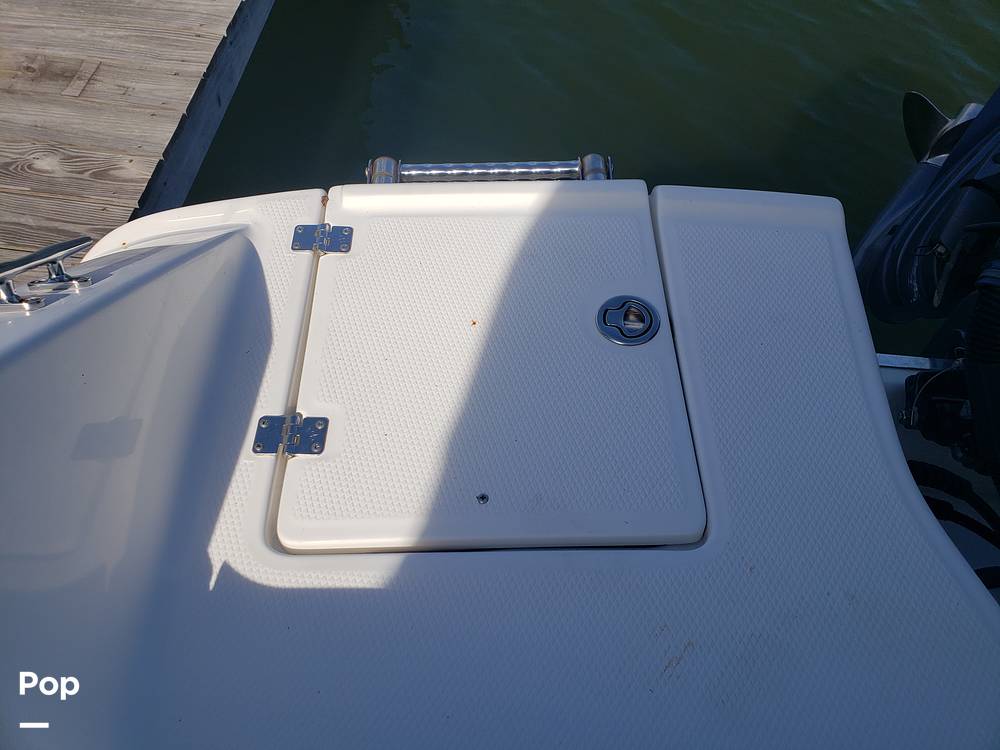Slide: The Image of Robalo R207 2013 - 13121596