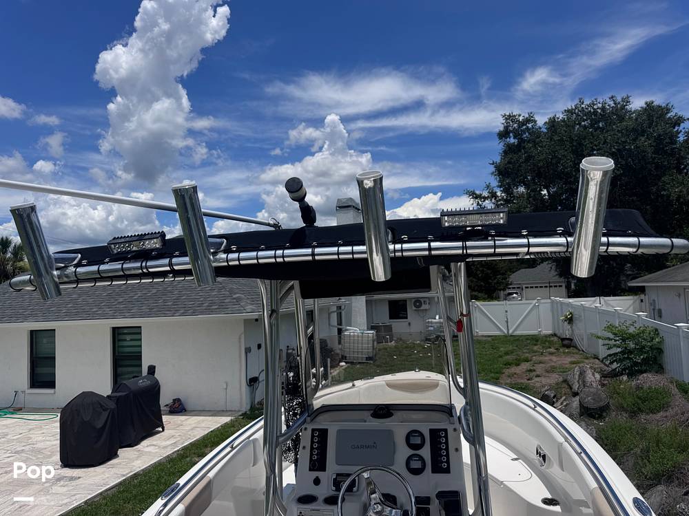 Slide: The Image of Robalo R222 2016 - 15604214