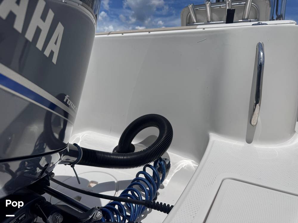 Slide: The Image of Robalo R222 2016 - 15604217