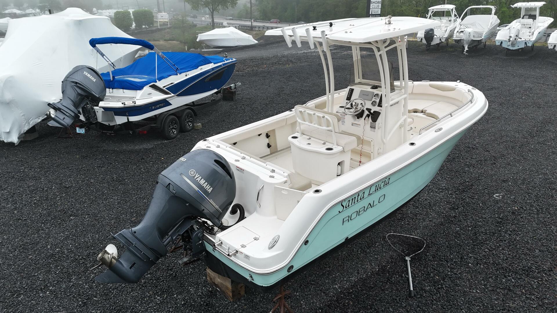 Slide: The Image of Robalo R222 2017 - 5284082