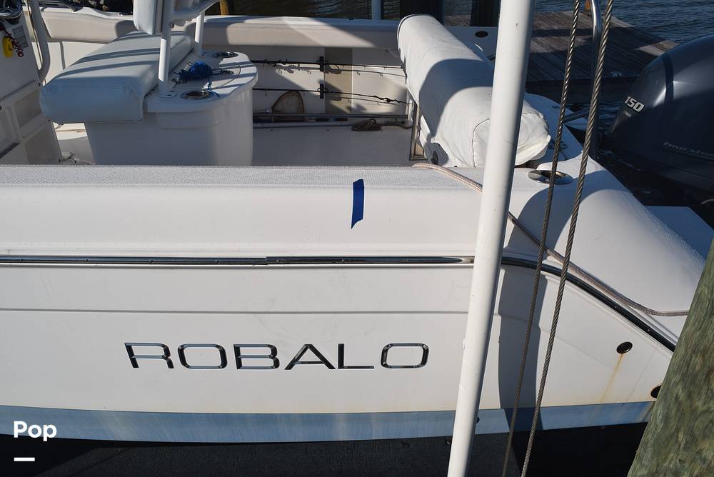 Slide: The Image of Robalo R222 2017 - 14864001