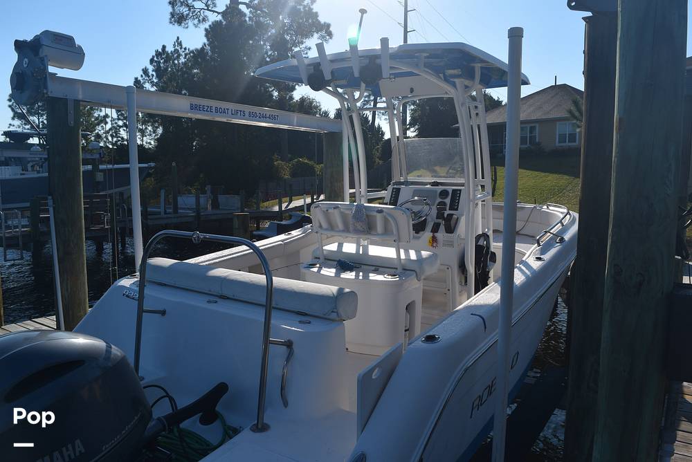 Slide: The Image of Robalo R222 2017 - 14863990