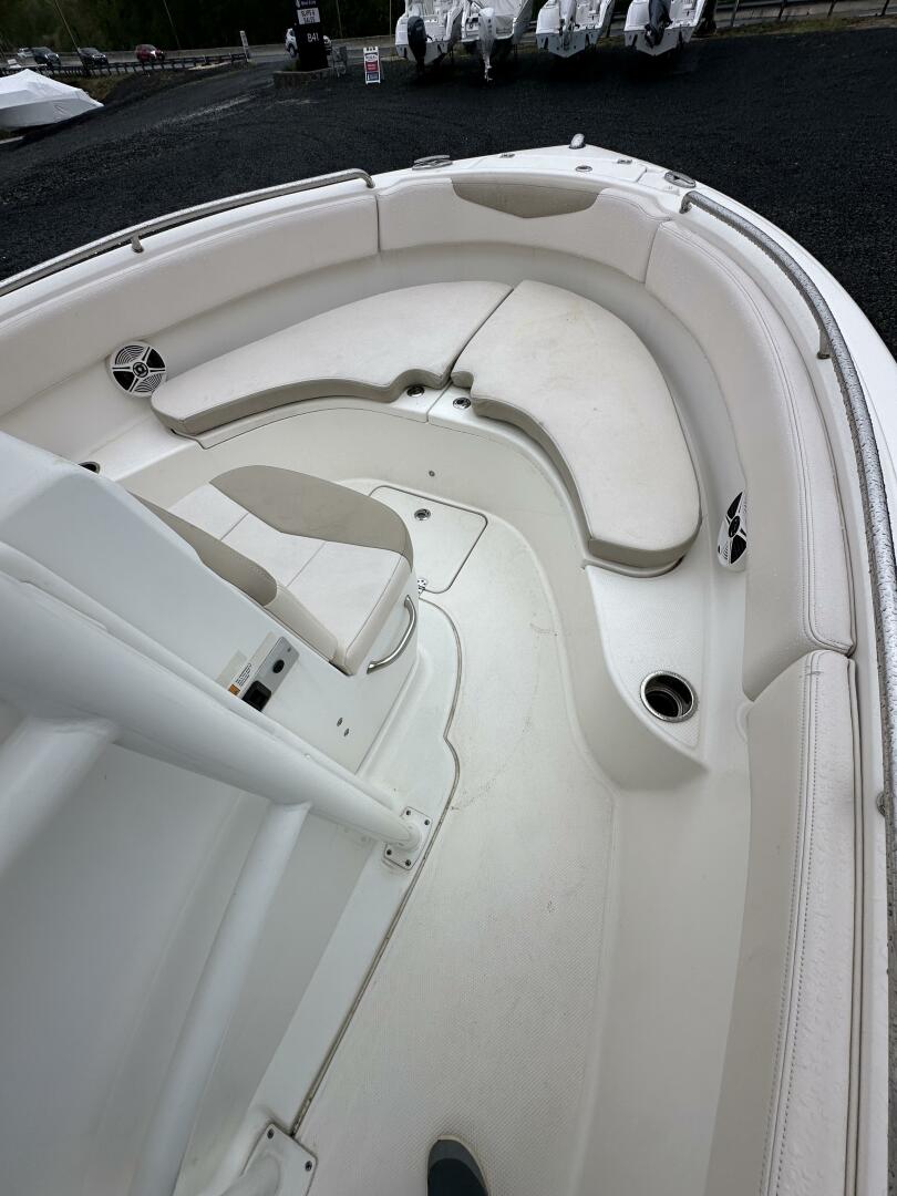 Slide: The Image of Robalo R222 2017 - 5284096