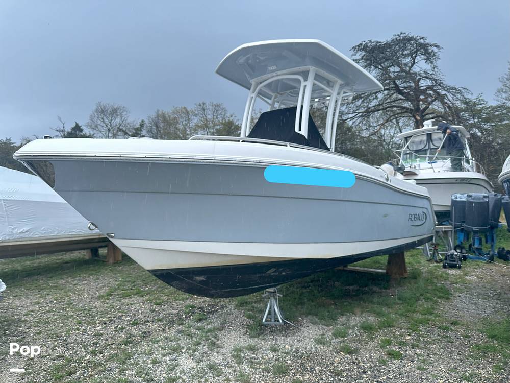 Slide: The Image of Robalo R222 CC 2020 - 14070239