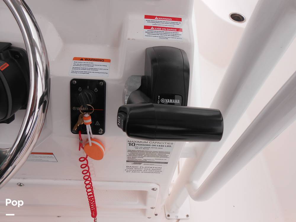 Slide: The Image of Robalo R222 CC 2020 - 14083943