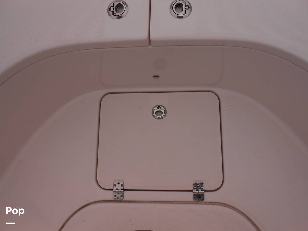 Slide: The Image of Robalo R222 CC 2020 - 14083955