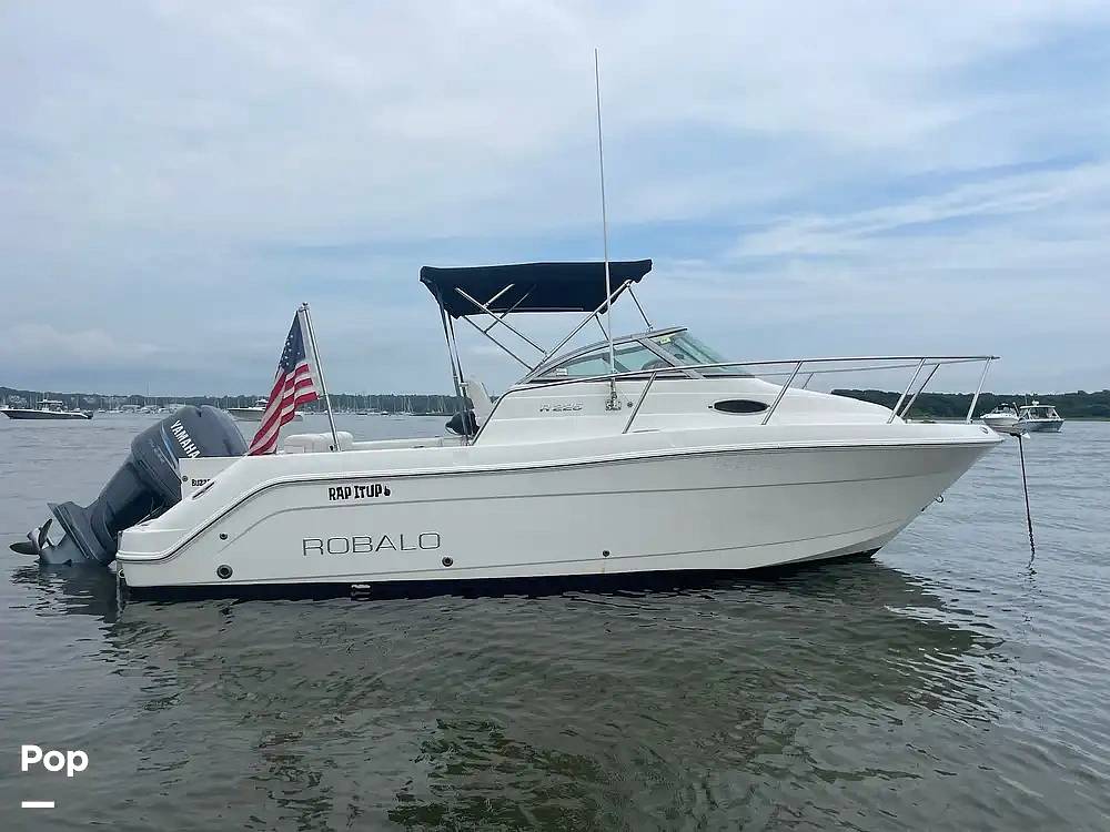 Slide: The Image of Robalo R225 2008 - 15523652