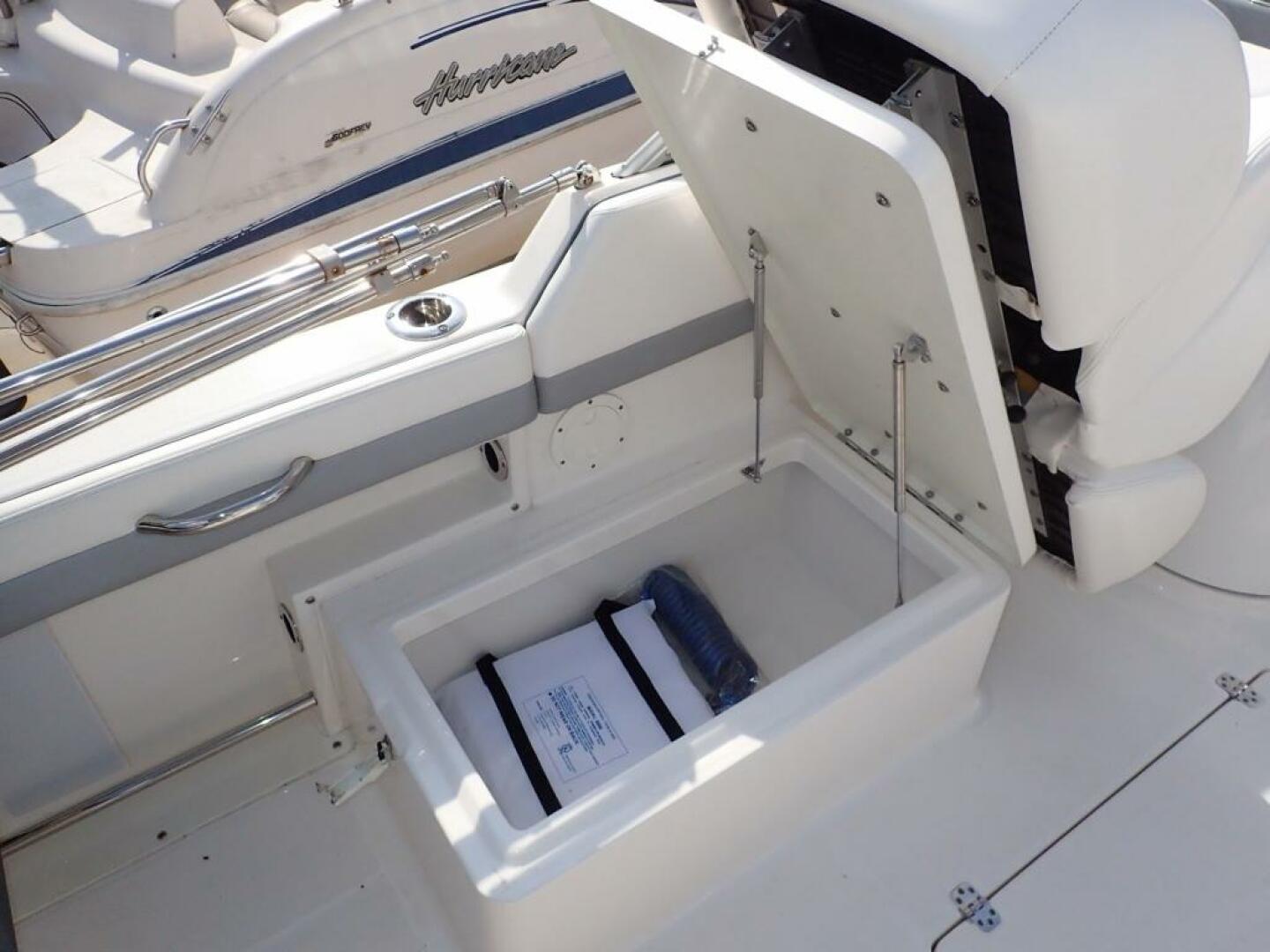 Slide: The Image of Robalo R227 DC 2021 - 5054582