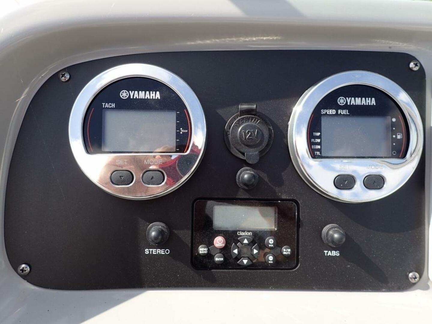 Slide: The Image of Robalo R227 DC 2021 - 5054611