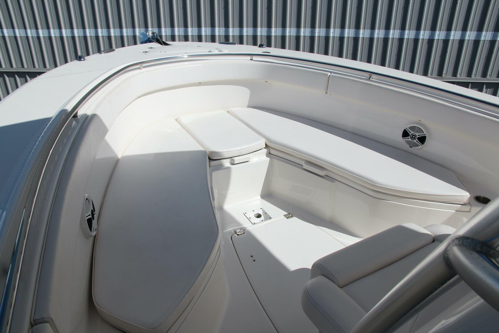 Slide: The Image of 2013 Robalo R300 - 5031867