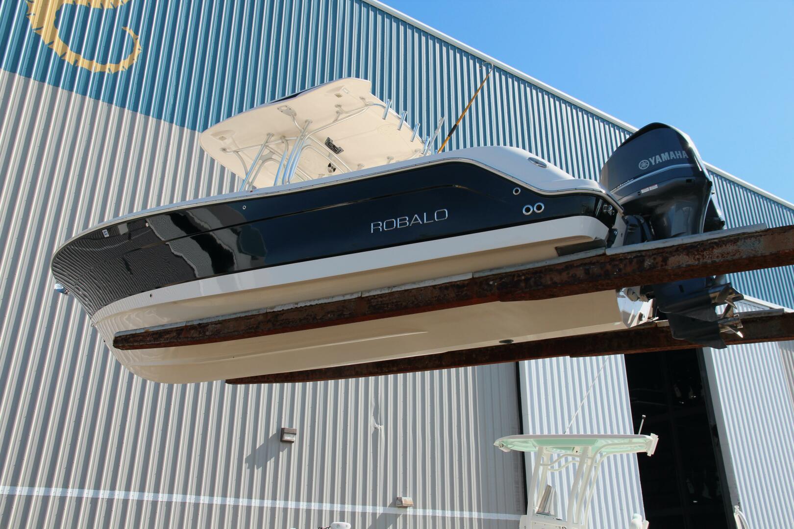 Slide: The Image of 2013 Robalo R300 - 5031799