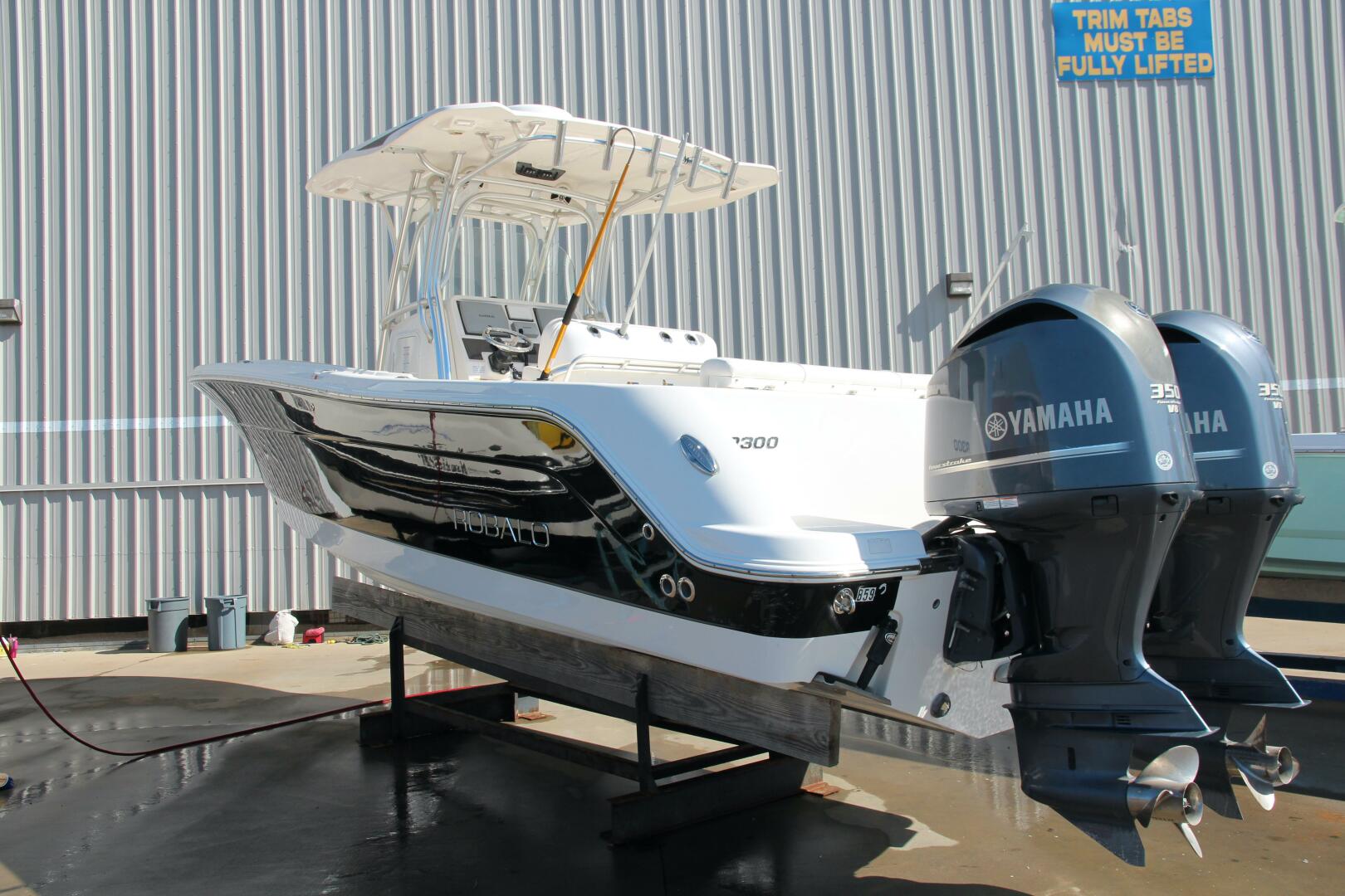 Slide: The Image of 2013 Robalo R300 - 5031817