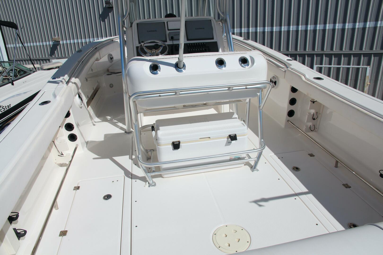 Slide: The Image of 2013 Robalo R300 - 5031832