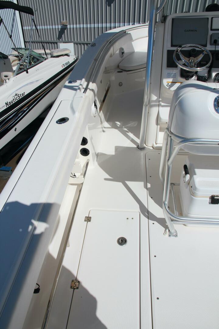Slide: The Image of 2013 Robalo R300 - 5031842