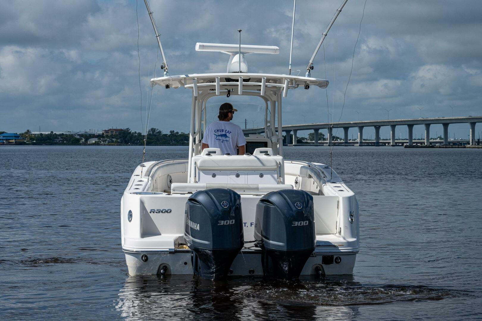 Slide: The Image of Robalo R300 CC 2015 - 4254589