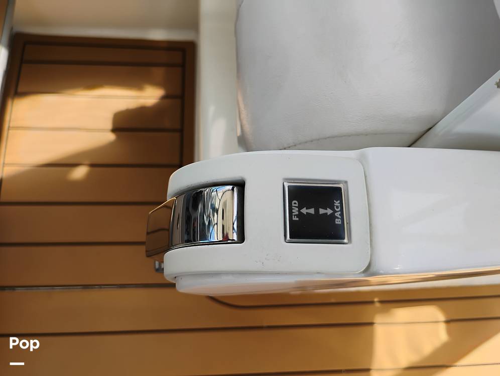 Slide: The Image of Robalo R305 2014 - 15406366