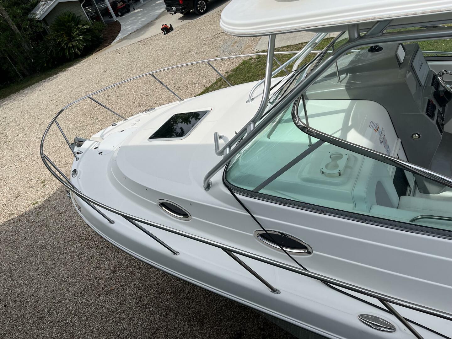 Slide: The Image of Robalo R305 Walkaround 2015 - 3724520