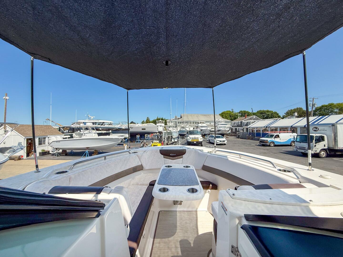 Slide: The Image of 2020 Robalo R317 - 5368977