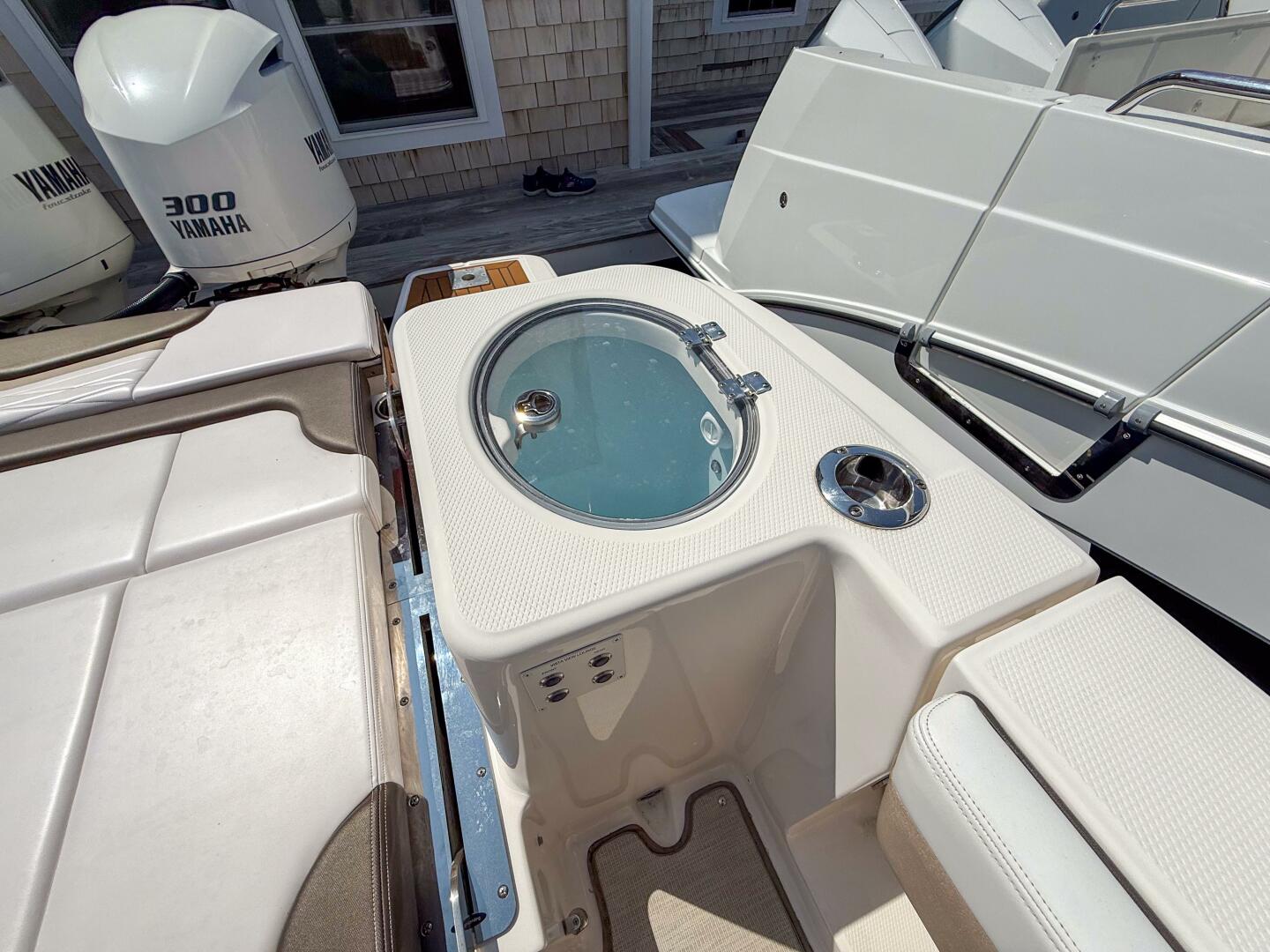 Slide: The Image of 2020 Robalo R317 - 5368988