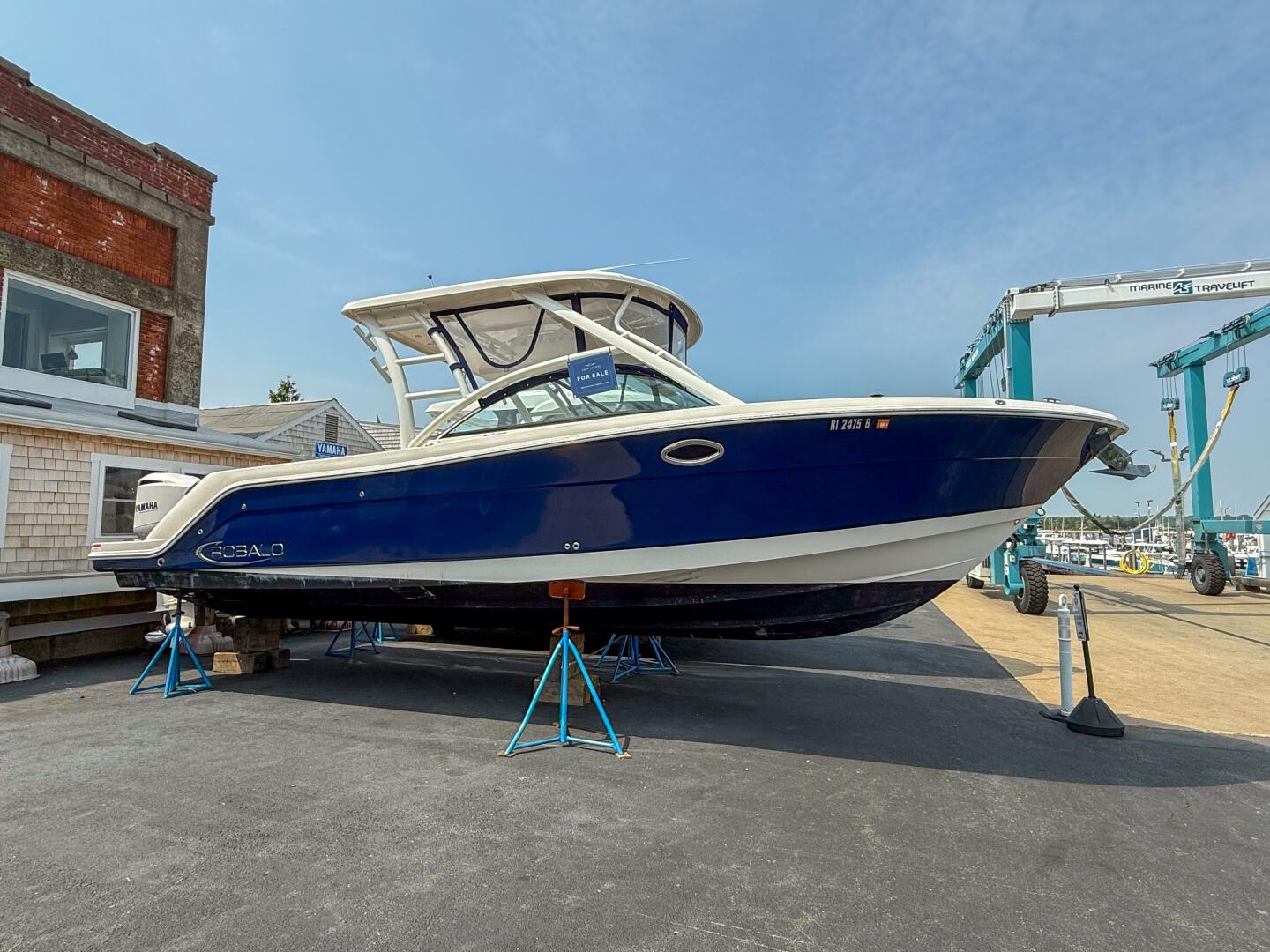 Slide: The Image of Robalo R317 2020 - 5372372