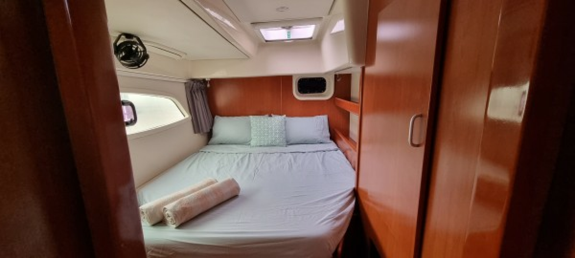 Slide: The Image of Used Sail Catamaran for sale 2014 ROBERTSON & CANE Leopard 44 - LIQUID SUNSHINE - 5404765