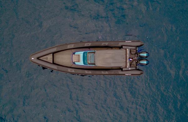 Slide: The Image of Roughneck Marine 1010 T-Top 2023 - 3