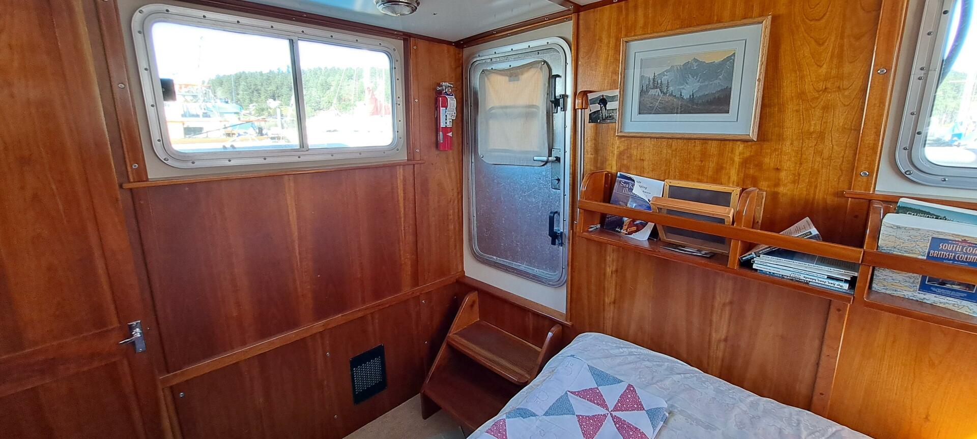 Slide: The Image of Aft stateroom  - 4334491