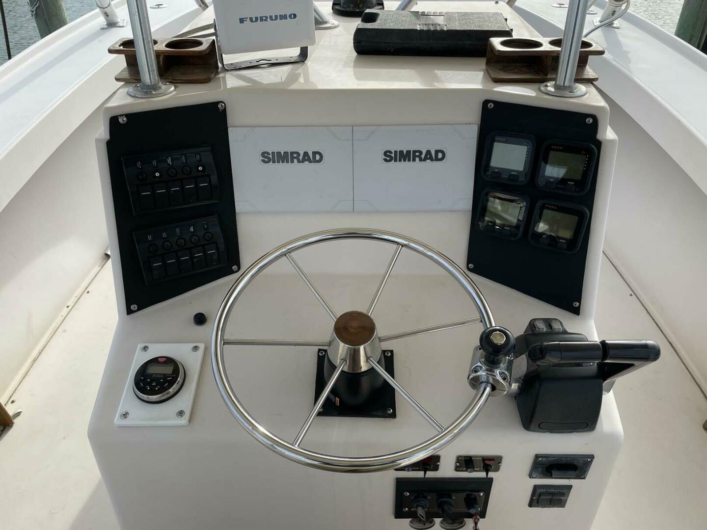 Slide: The Image of Rybo Runner 31 Center Console 1989 - 4412911