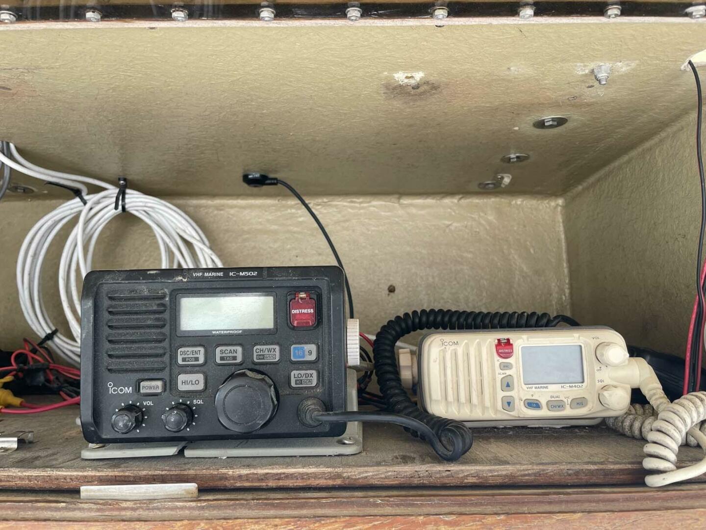 Slide: The Image of Rybo Runner 31 Center Console 1989 - 4412916