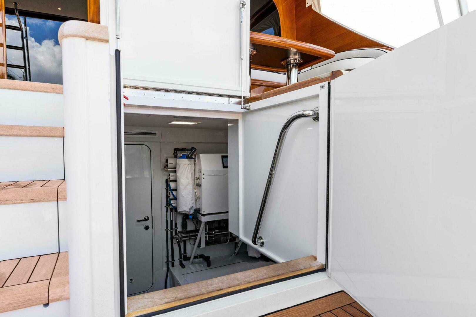 Slide: The Image of 2021 Rybovich 94 Sportfish III Amigos - 71