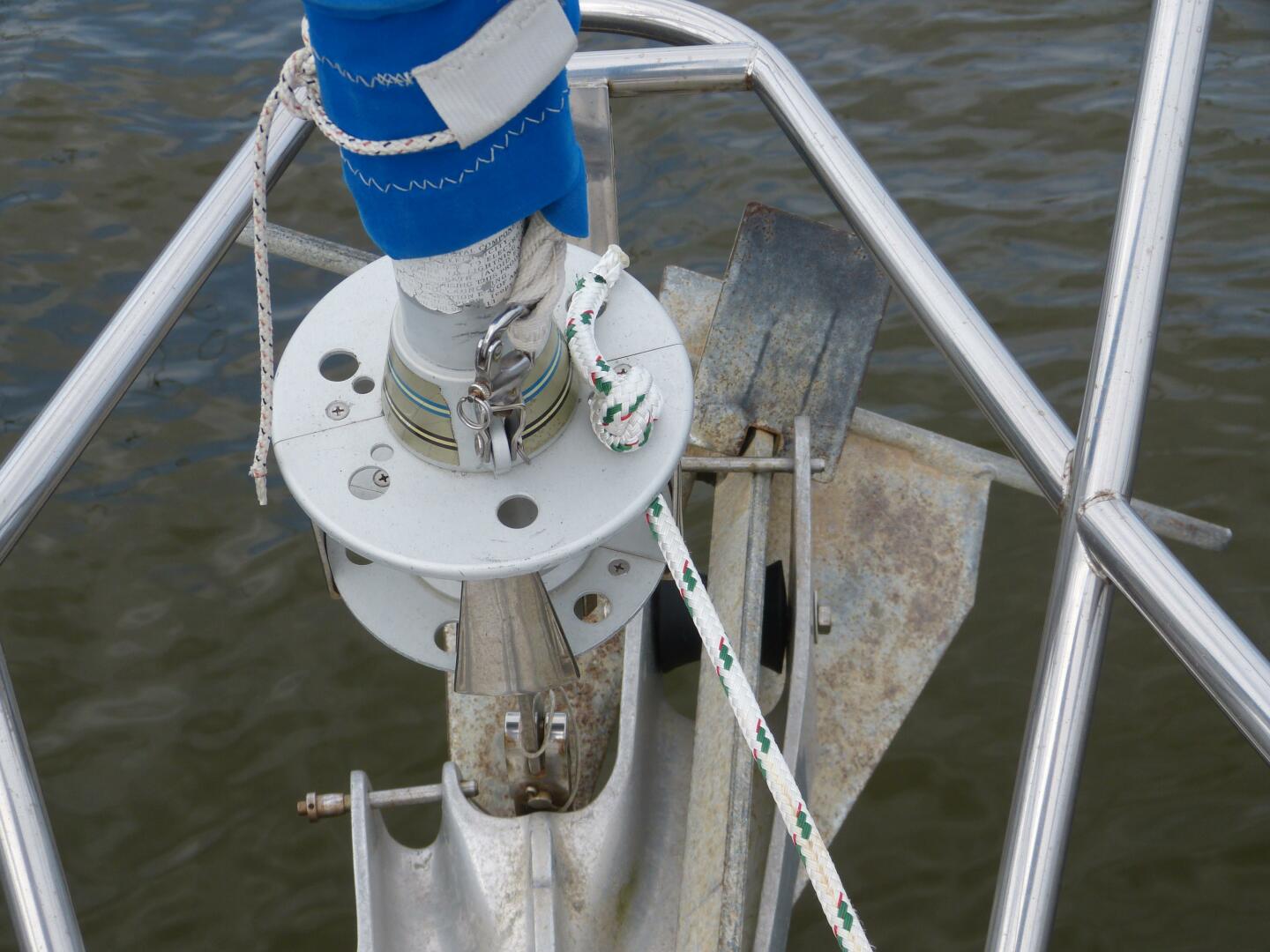 Slide: The Image of roller furling - 4639441